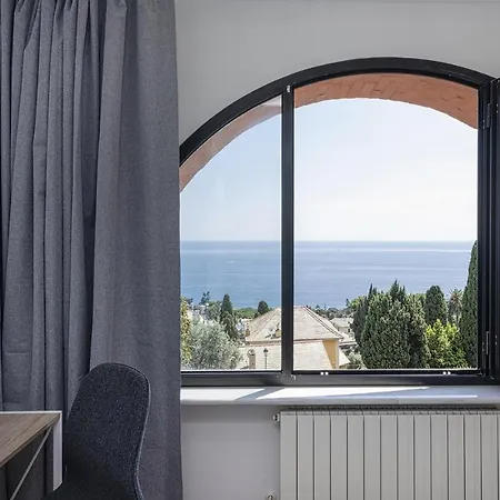 Amia O Ma By Wonderful Italy * Genova